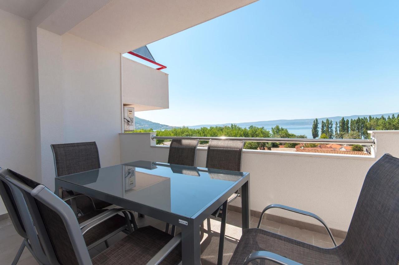 Apartman Mira- Omiš Extérieur photo