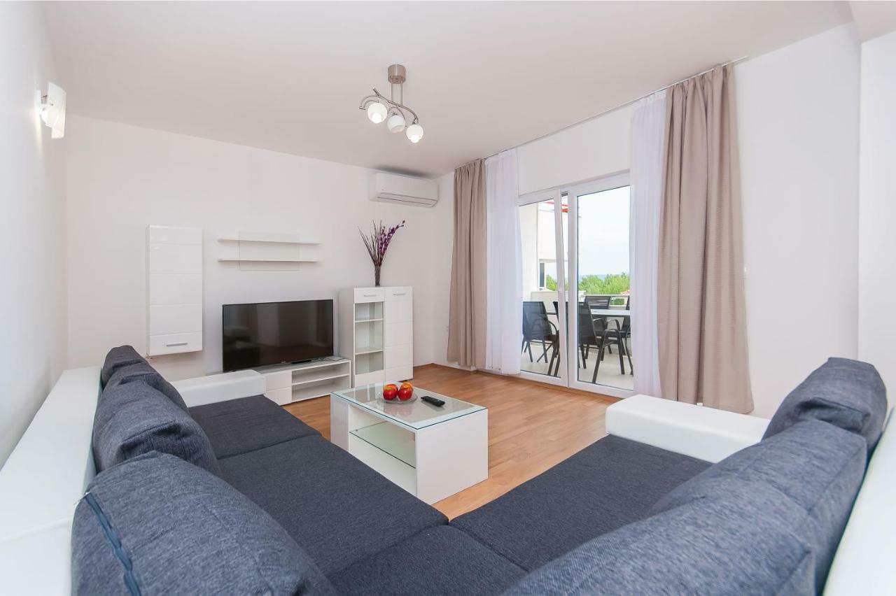 Apartman Mira- Omiš Extérieur photo